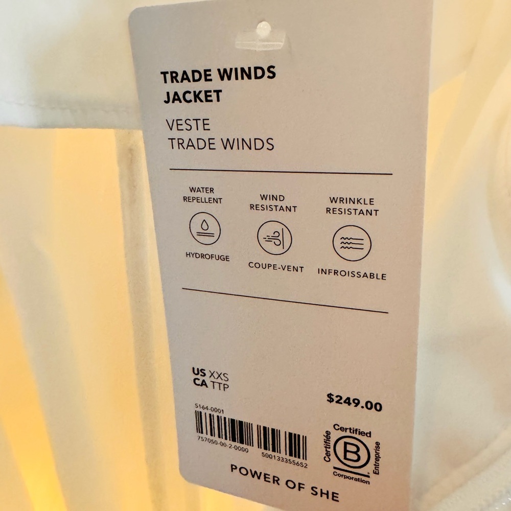 ATHLETA long, lightweight, white hooded windbreaker rain jacket. Elastic waist. - Picture 4 of 10